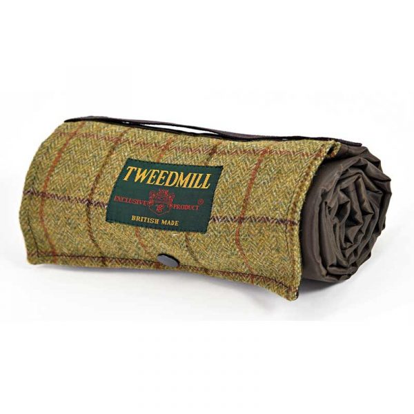 Tweedmill waterproof picnic rug