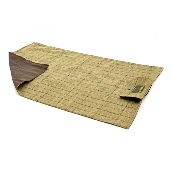 tweedmill waterproof picnic rug