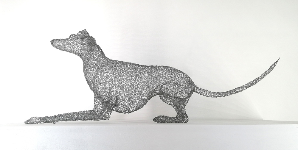Steel wire sculpture 'Bella' by Nicci Dedman
